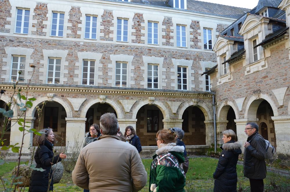 Cloitre du Monastère des calvairiennes à Redon